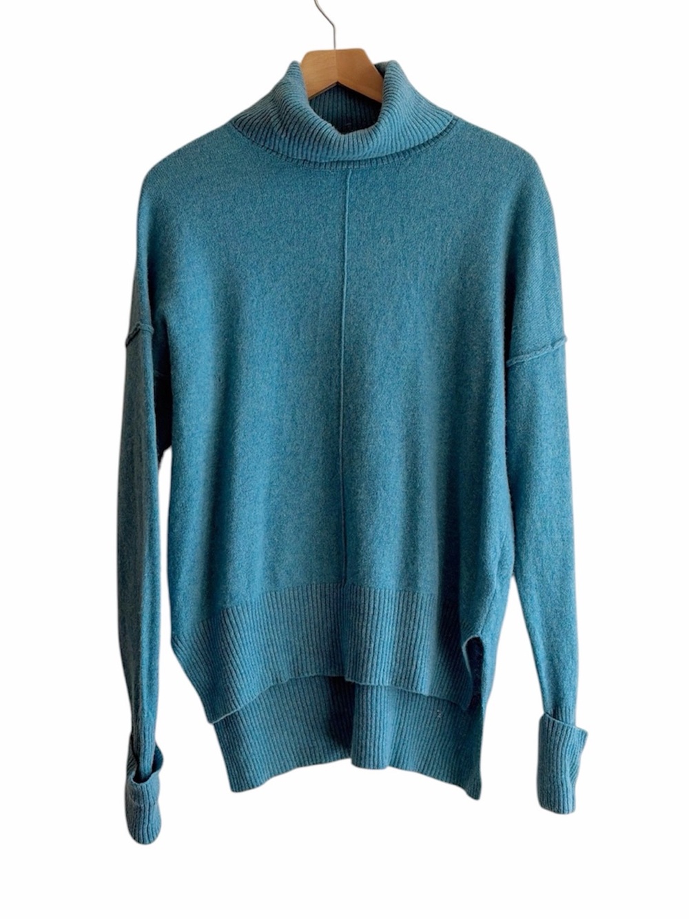 Max Studio cashmere turtleneck sweater size L XL
